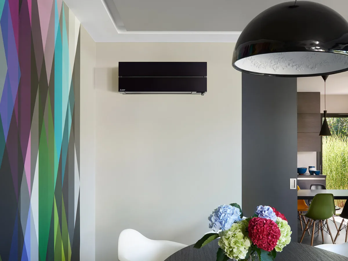 Изображение кондиционера MSZ-LN 24000BTU черного цвета, номер 2