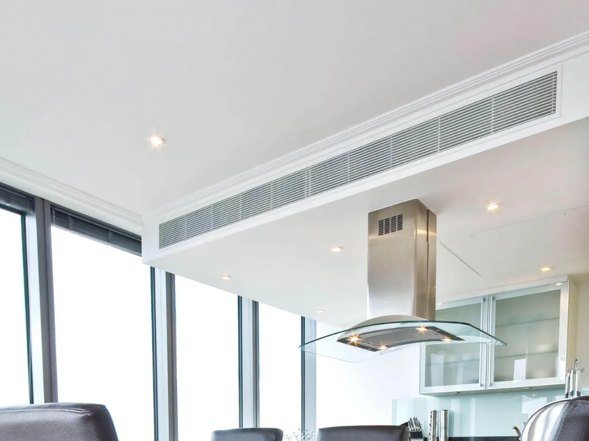 Poza pe perete bloc interior de tip canal Mitsubishi Electric SEZ-M70 DA