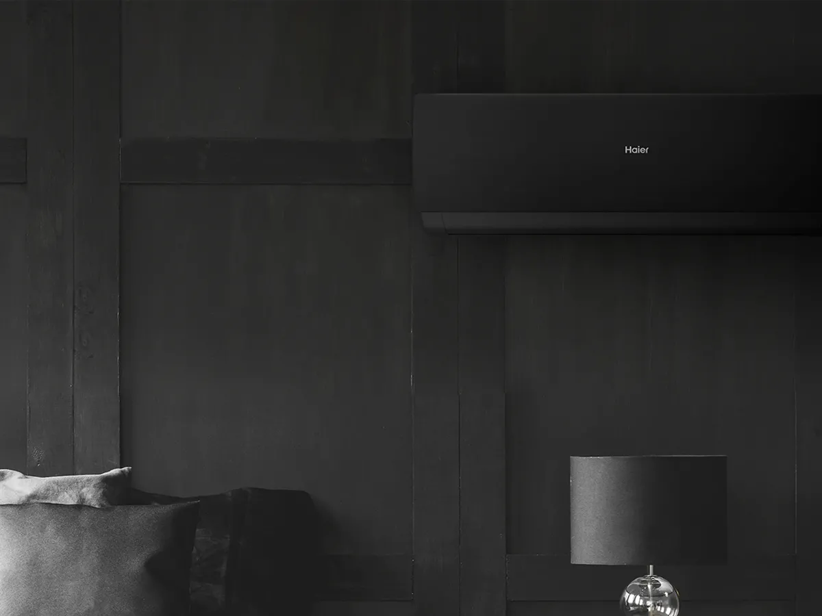 Conditioner HAIER SERENE Plus DC Inverter R32 negru mat in camera