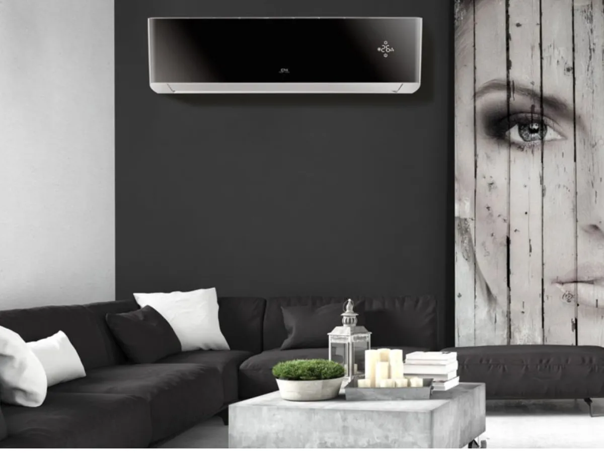 Poza bloc interior Сooper Hunter Supreme Inverter R32 CH-S09FTXAM2S-BL pe perete negru